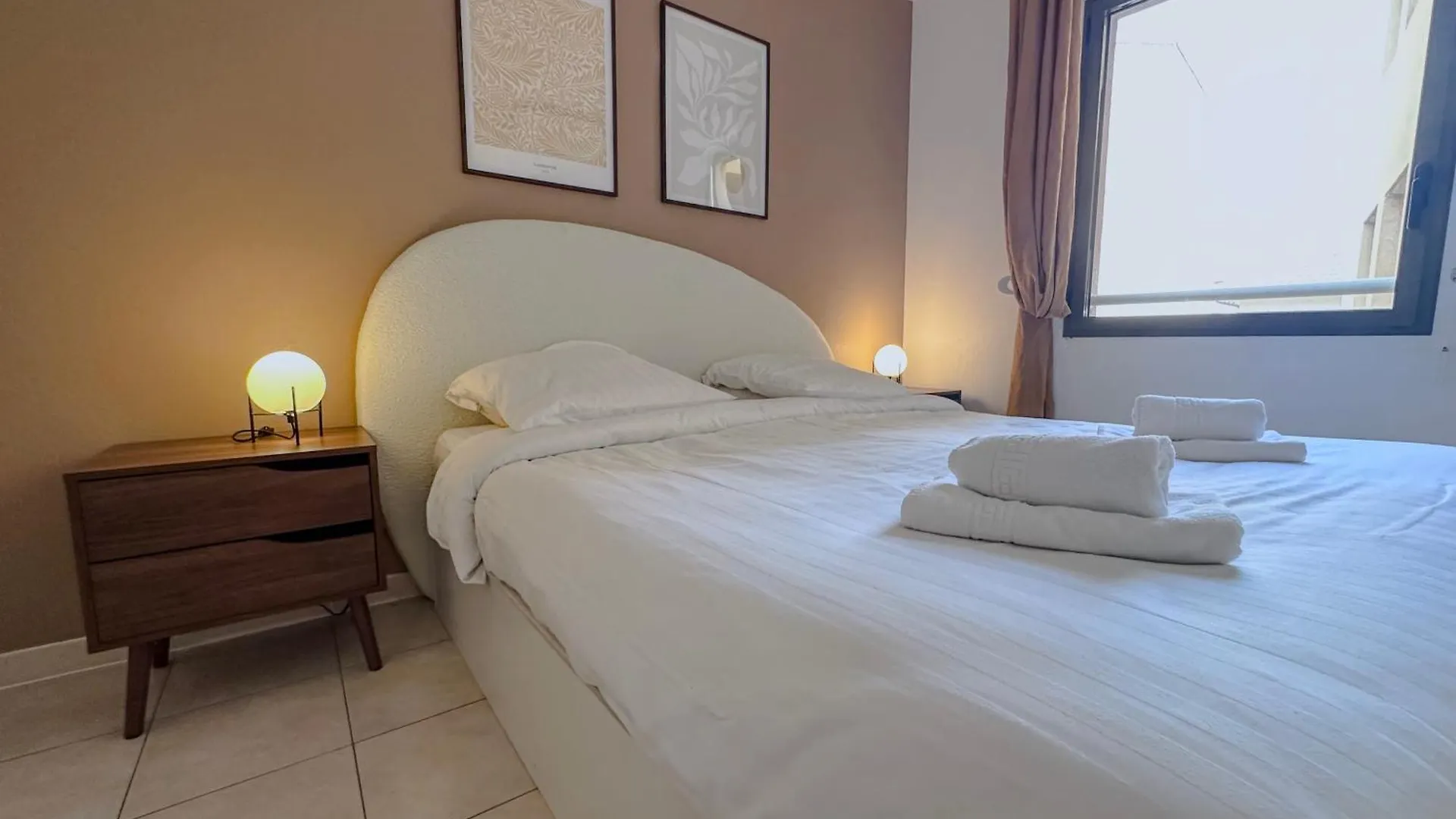 St Roch 2 - Appart 300 M De La Gare, Clim, Terrasse, Garage Antibes