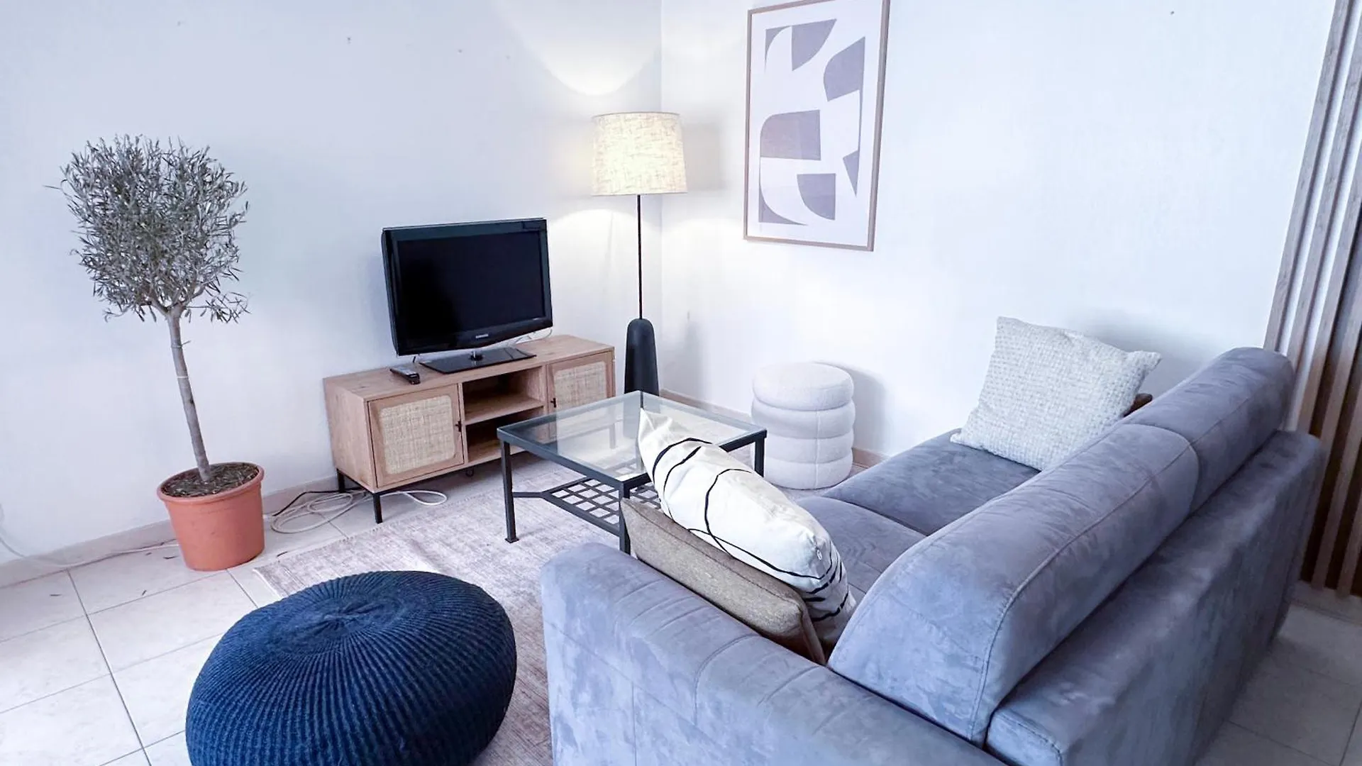 St Roch 2 - Appart 300 M De La Gare, Clim, Terrasse, Garage Antibes 0*,